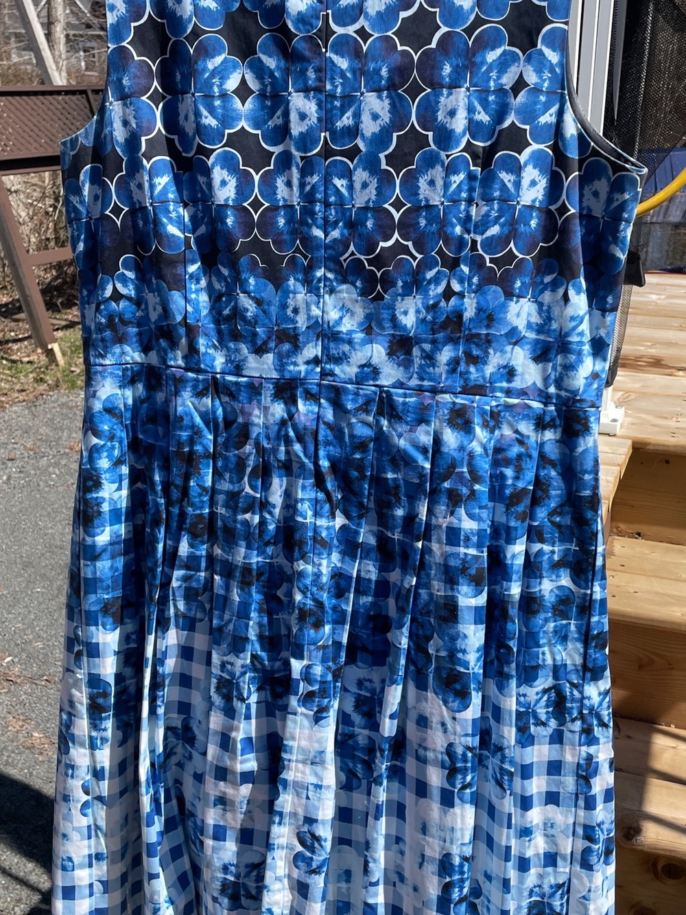 Talbots Blue Floral & Gingham Sleeveless Dress. Fit and flare.
